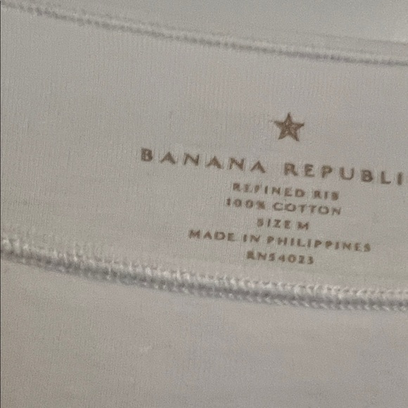 Banana Republic Cream Long Sleeve Top - Picture 2 of 3